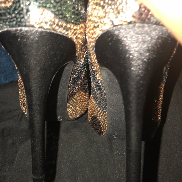 🆕 Sequined Satin Stringed Heels - Picture 4 of 4